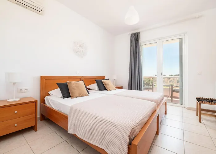 Einalia Homes Near The *